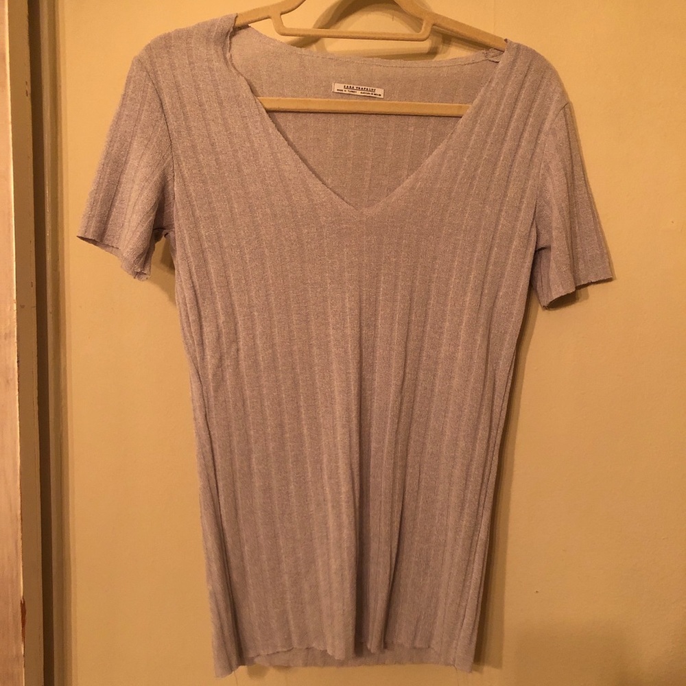 Ribbed V-neck Tee